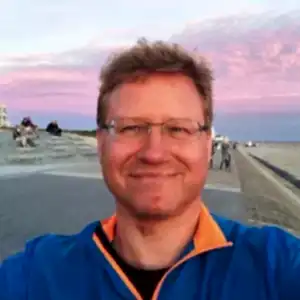Мастер по ремонту Кораблев Егор Дмитриевич